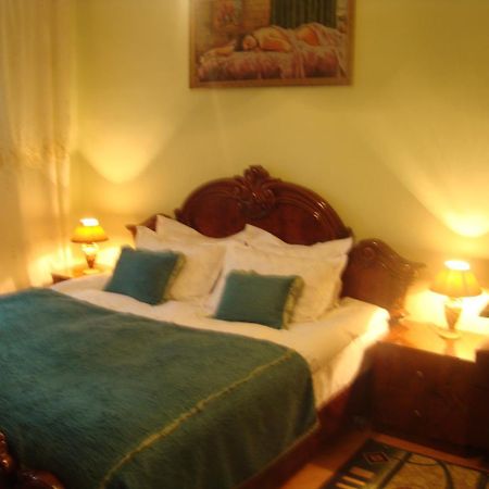 Apartment Narine Erevan Esterno foto