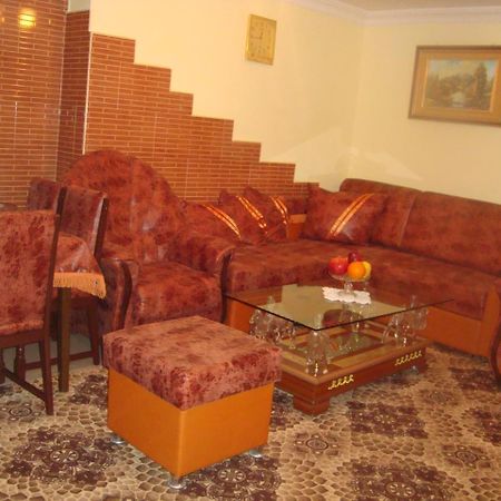 Apartment Narine Erevan Esterno foto