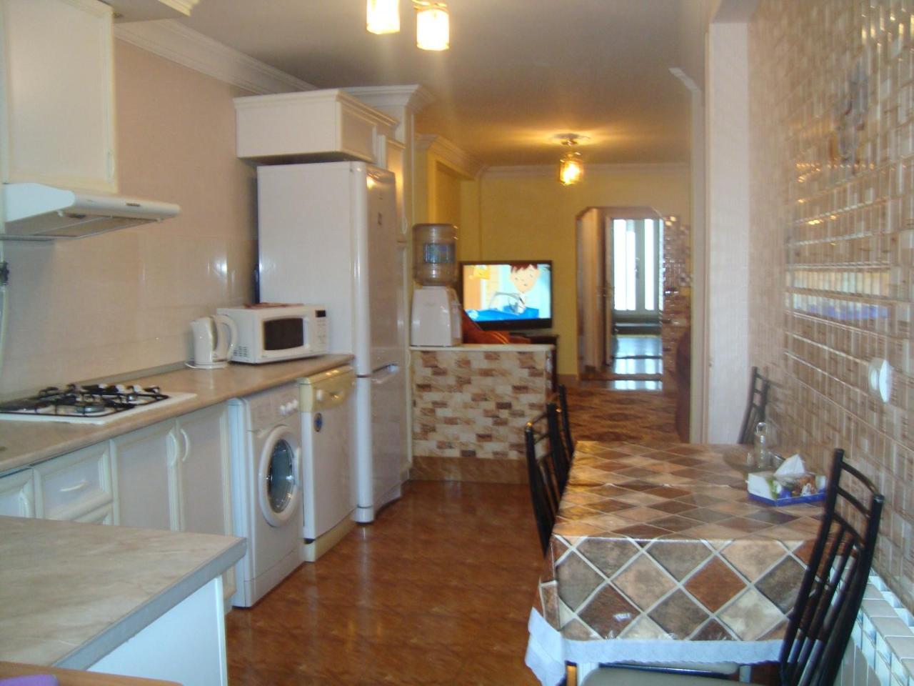 Apartment Narine Erevan Esterno foto