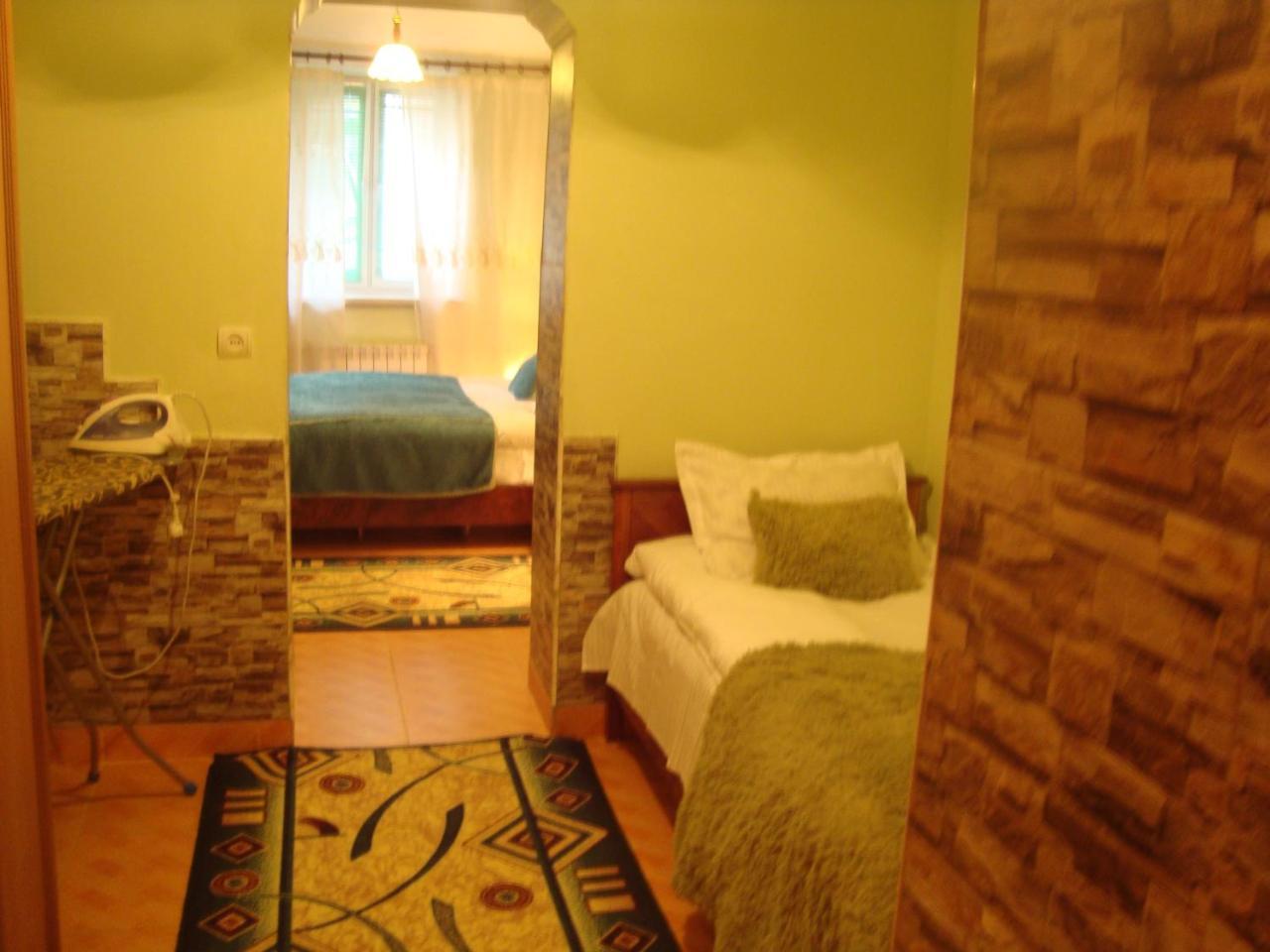 Apartment Narine Erevan Esterno foto