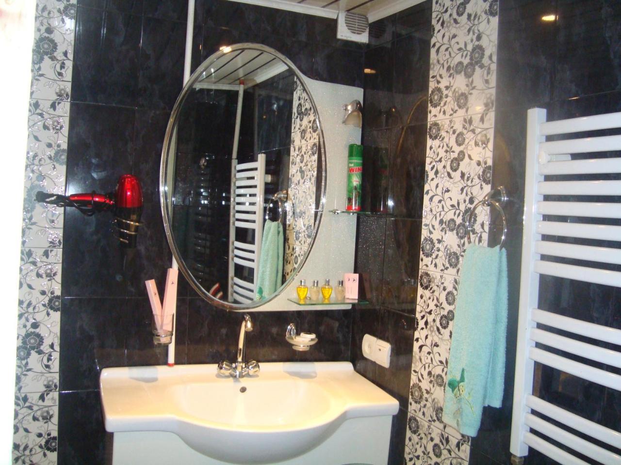 Apartment Narine Erevan Esterno foto