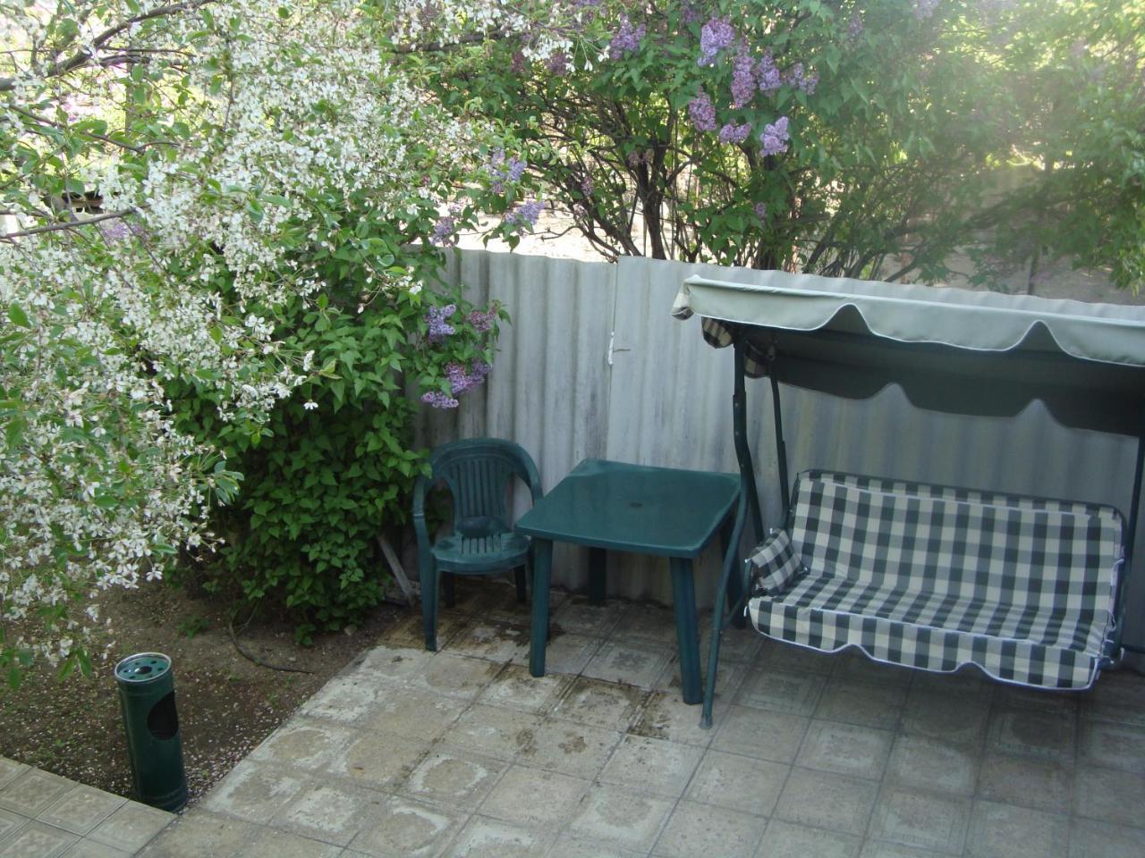 Apartment Narine Erevan Esterno foto