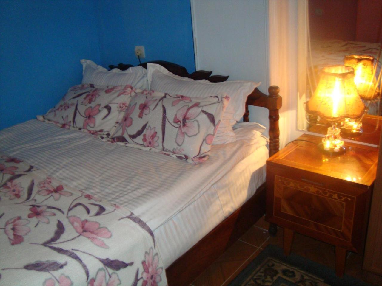 Apartment Narine Erevan Esterno foto