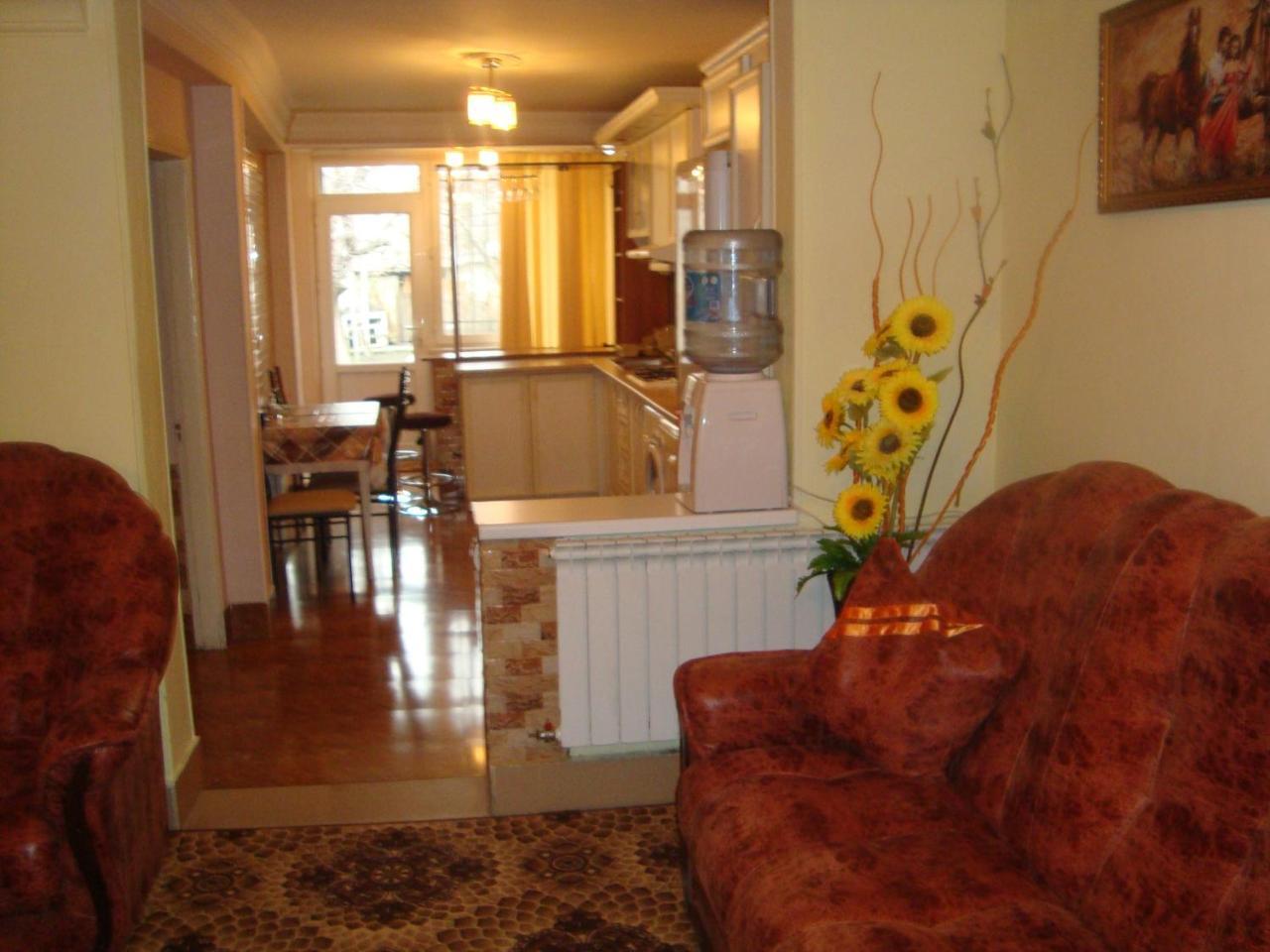 Apartment Narine Erevan Esterno foto