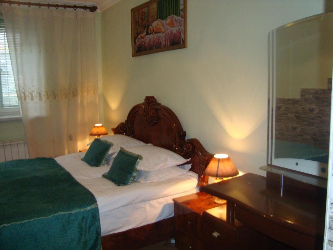 Apartment Narine Erevan Esterno foto