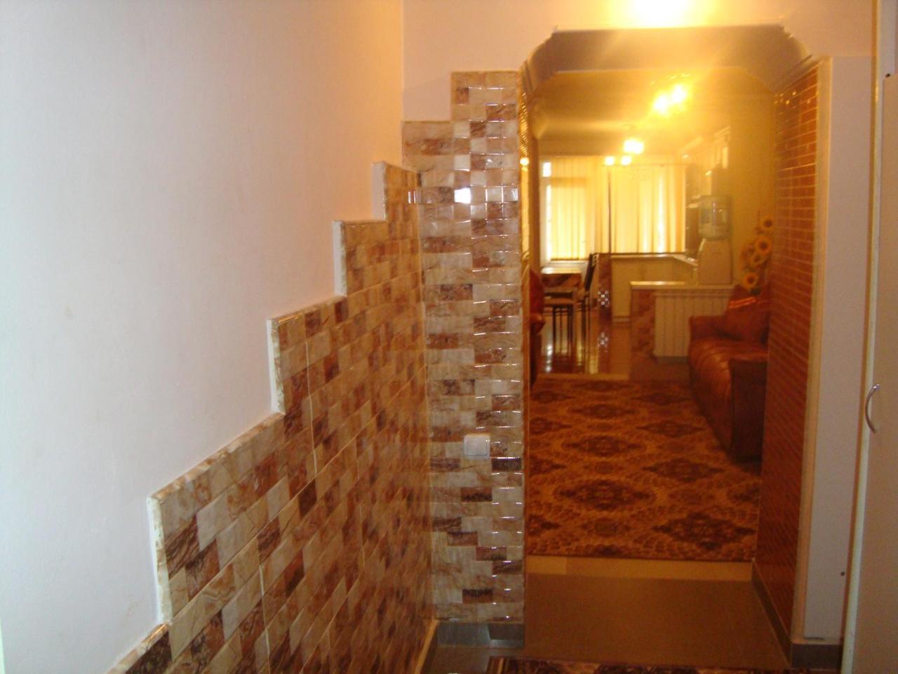 Apartment Narine Erevan Esterno foto